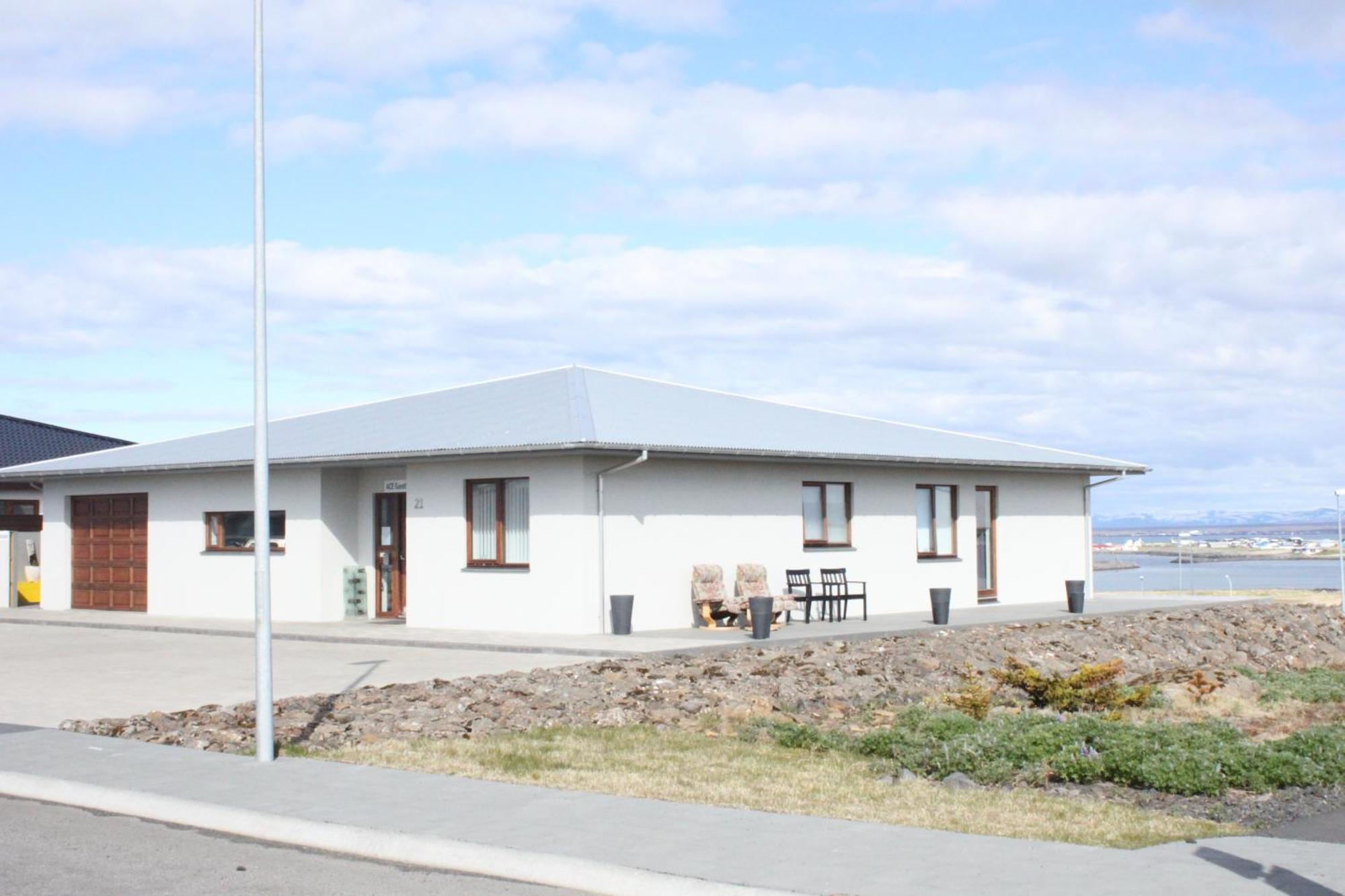 Ace Guesthouse Keflavík Exterior foto